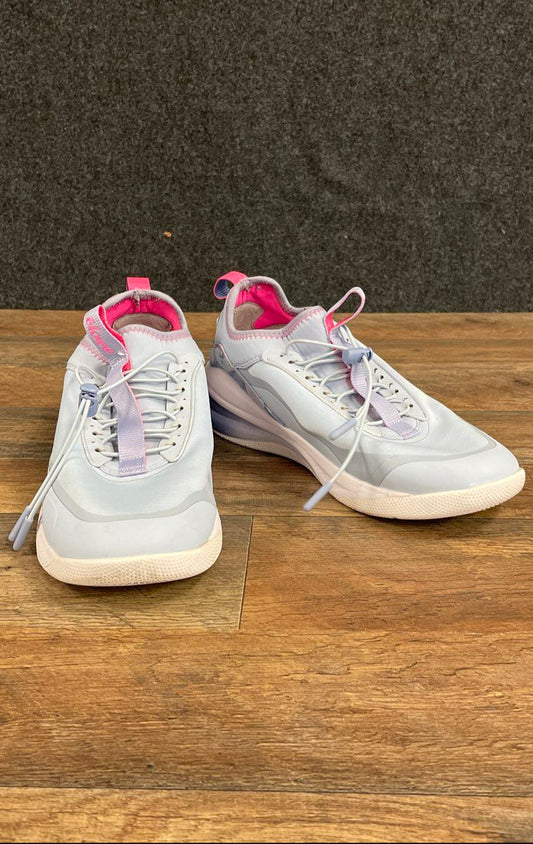 Clove Solo Light Blue Pink Camo Healthcare Nursing Sneakers Women's 10 Men's 8.5