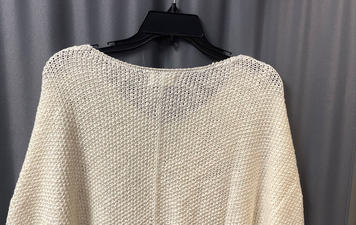 Bluivy Women's Cream V-Neck Oversized Textured Knit Sweater NWT Sz S/M