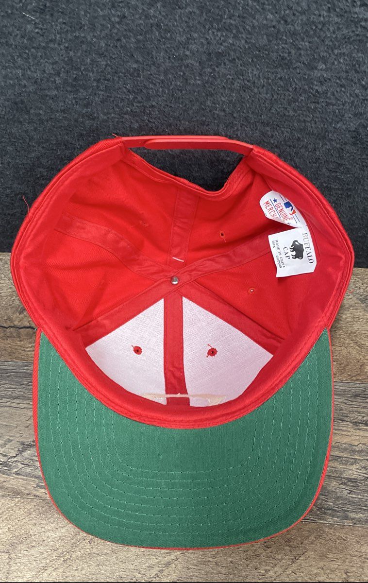 Vintage 90s Cincinnati Reds MLB Snapback Hat Green Underbrim Buffalo Cap NWT