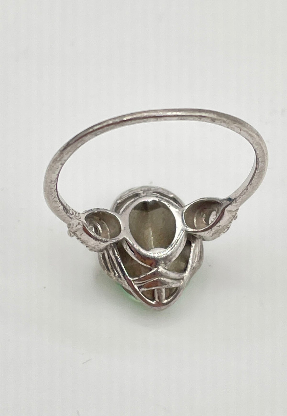 925 Sterling Silver Oval-Cut Green CZ W/ White Accent Stones Cocktail Ring 3.3g