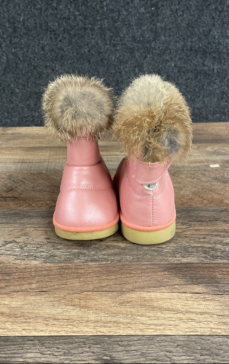 Pink Faux Fur Toddler Snow Boots Bear Paw Sole Size EU 22 US 6