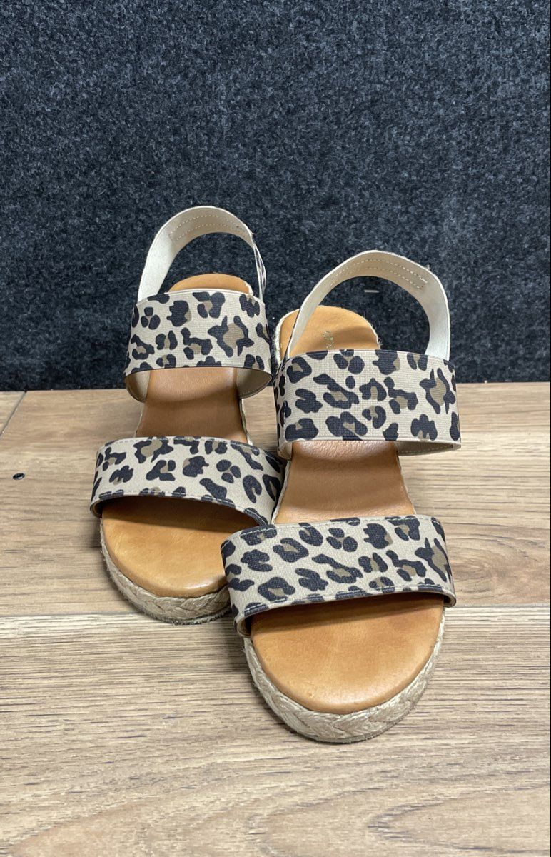 Andre Assous Leopard Print Canvas Espadrille Wedge Sandals Women's Size 37