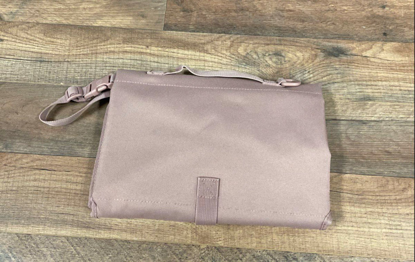Herschel Supply Co Sprout Travel Diaper Changing Mat Ash Rose Pink Organizer