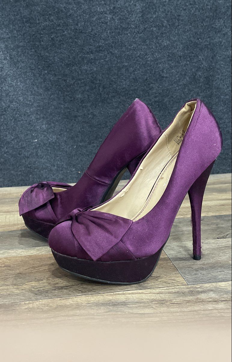 Just Fabulous Purple Satin Bow Platform Stiletto High Heels Size 7.5