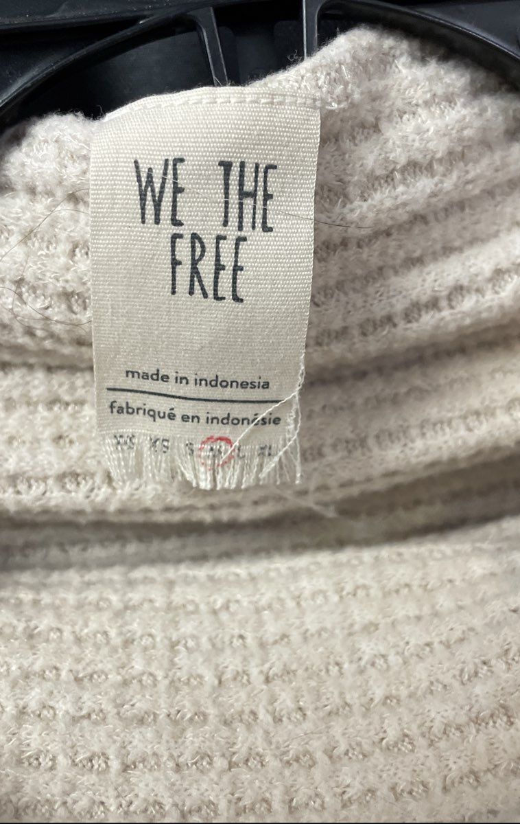 We The Free Women's Beige Waffle Knit Turtleneck Tunic Sweater Sz M
