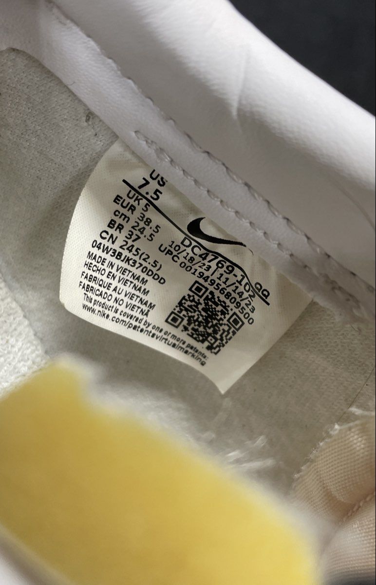 Nike Blazer Low '77 White Black Sail Women's Lifestyle Sneakers Size 7.5