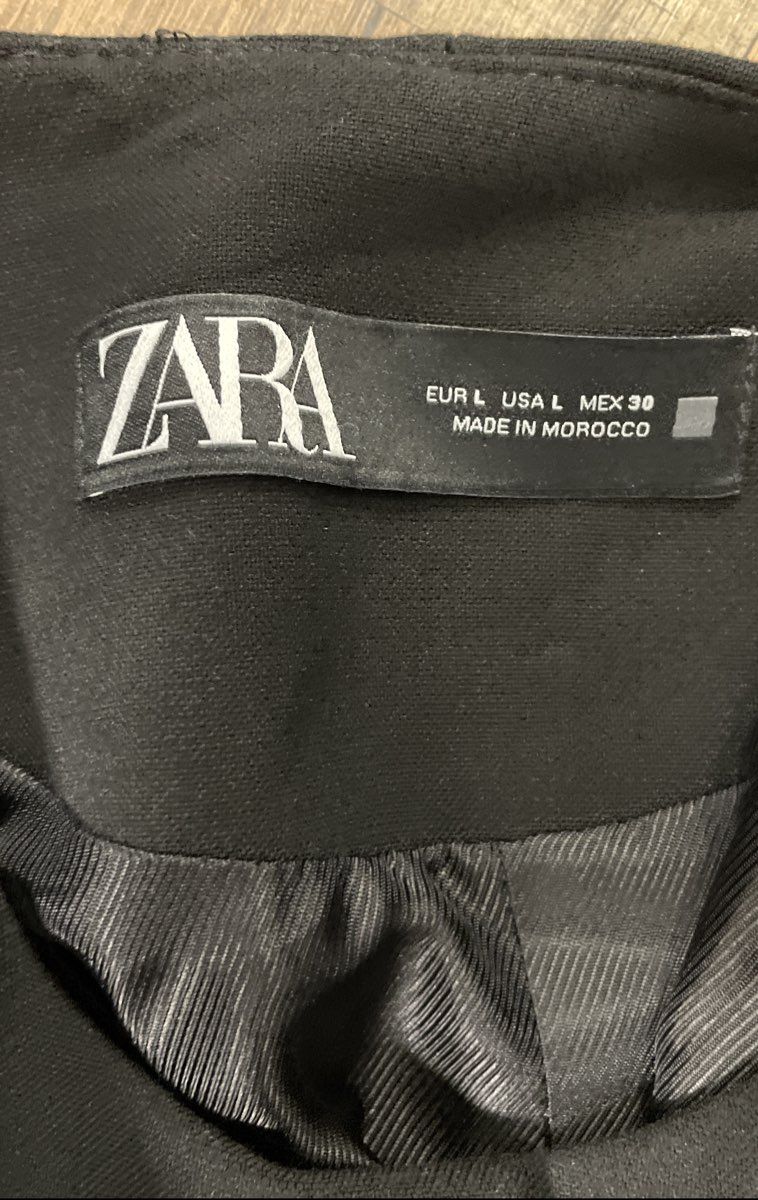 Zara Women's Black Collarless Button Front Structured Coat Sz L