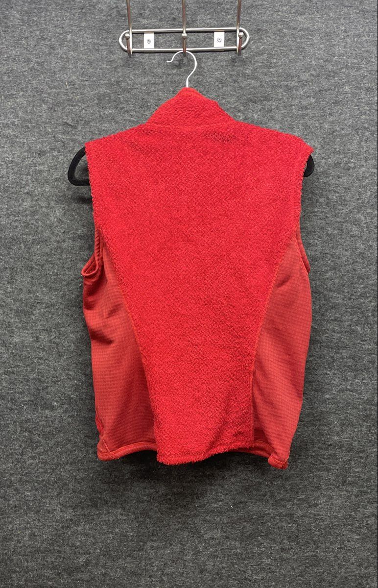 Patagonia Women's Red R3 Hi-Loft Fleece Regulator Vest Full Zip Sz M