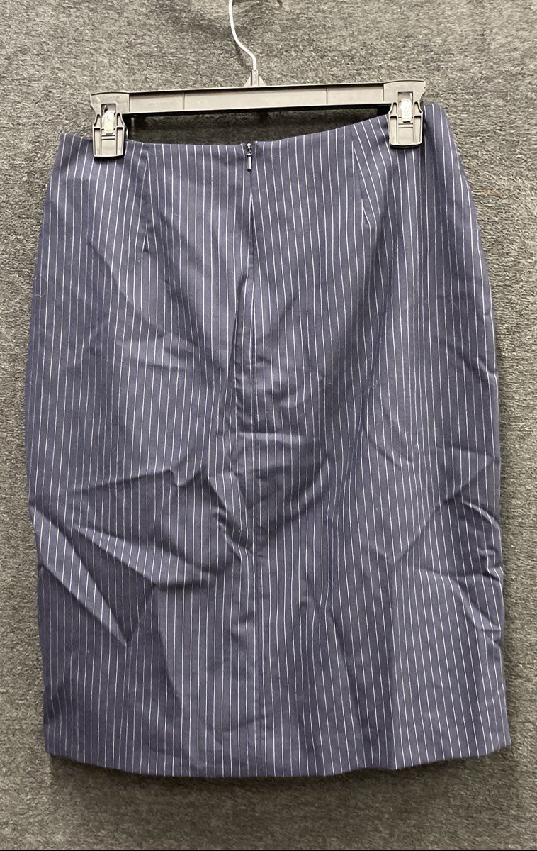 Brooks Brothers 346 Women's Navy Blue Pinstripe Wool Blend Lined Skirt Size 2