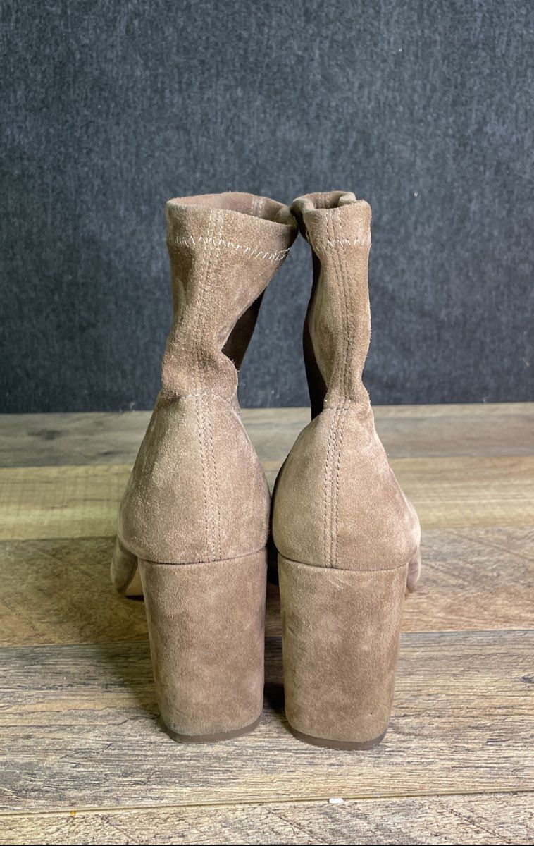 Antonio Melani Women's Brown Suede Block Heel Ankle Booties Size 6.5