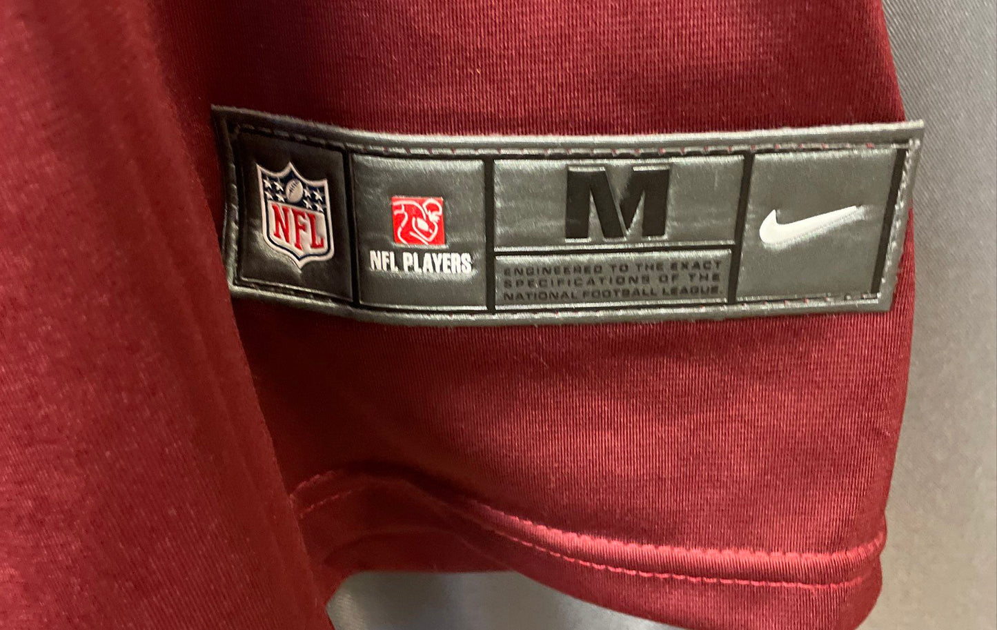 Nike Men's Washington Football Team Chase Young #99 Jersey Burgundy Size M