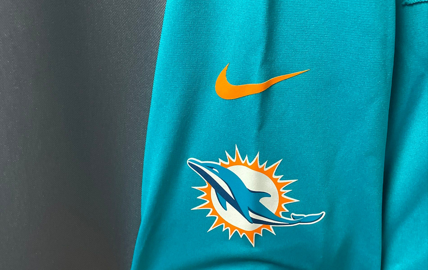 Nike Men's Miami Dolphins Ryan Tannehill #17 NFL Jersey Aqua Teal Size L