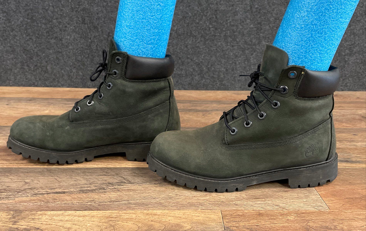 Timberland 6-Inch Premium Waterproof Dark Green Nubuck Boots Boys Size 6.5
