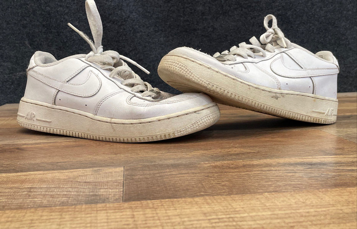 Nike Air Force 1 Low Triple White Youth Sneakers Size 6.5Y