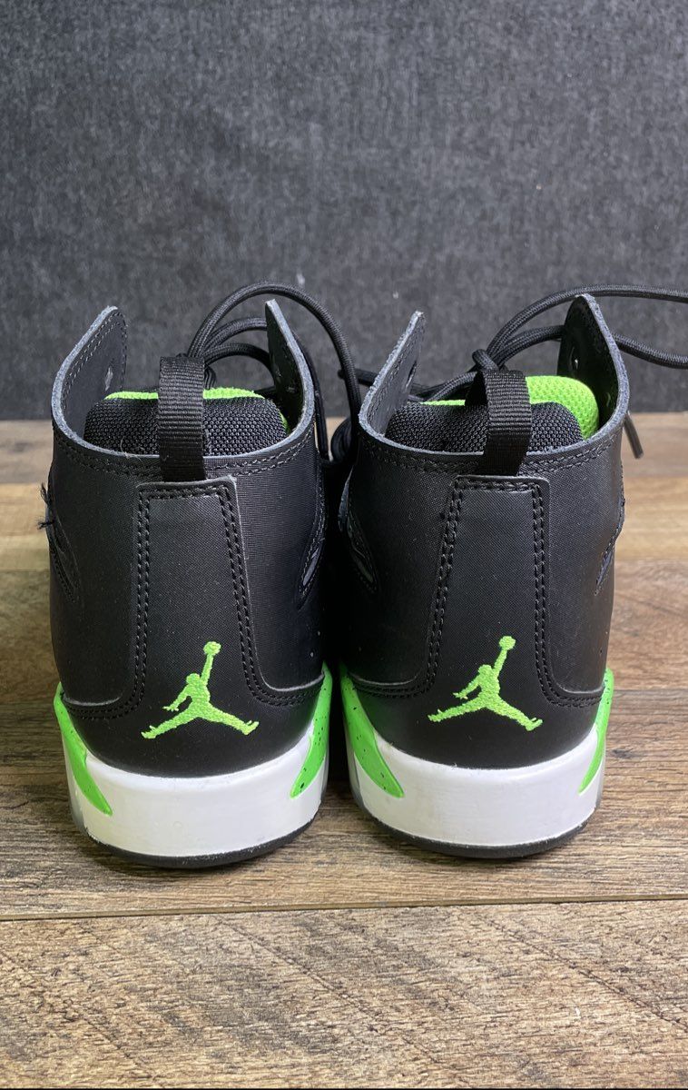 Nike Air Jordan Flight Club '91 Black Green Strike Youth Size 4.5Y
