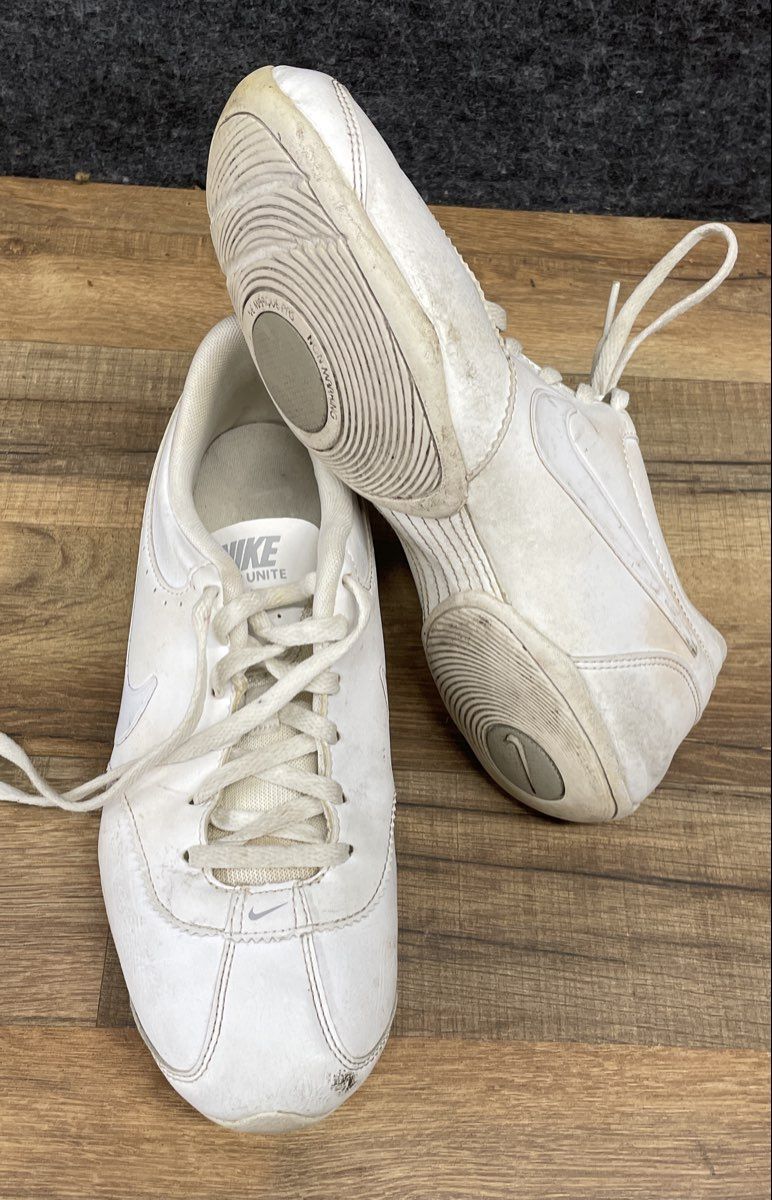 Nike Cheer Unite White Training Cheerleading Shoes Women's Size 8