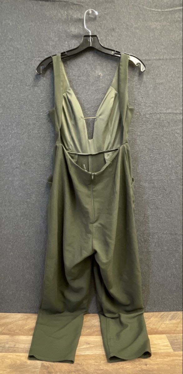 ASOS Women's Green Plunge Neck Bar Detail Sleeveless Jumpsuit Sz 6 NWT