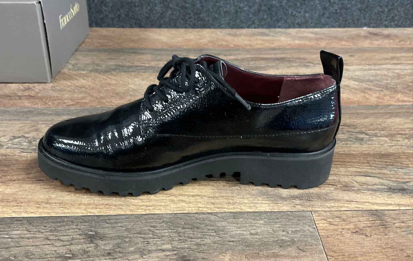 Franco Sarto Carey 2 Black Crinkle Patent Platform Oxford Women's Size 6.5 NIB