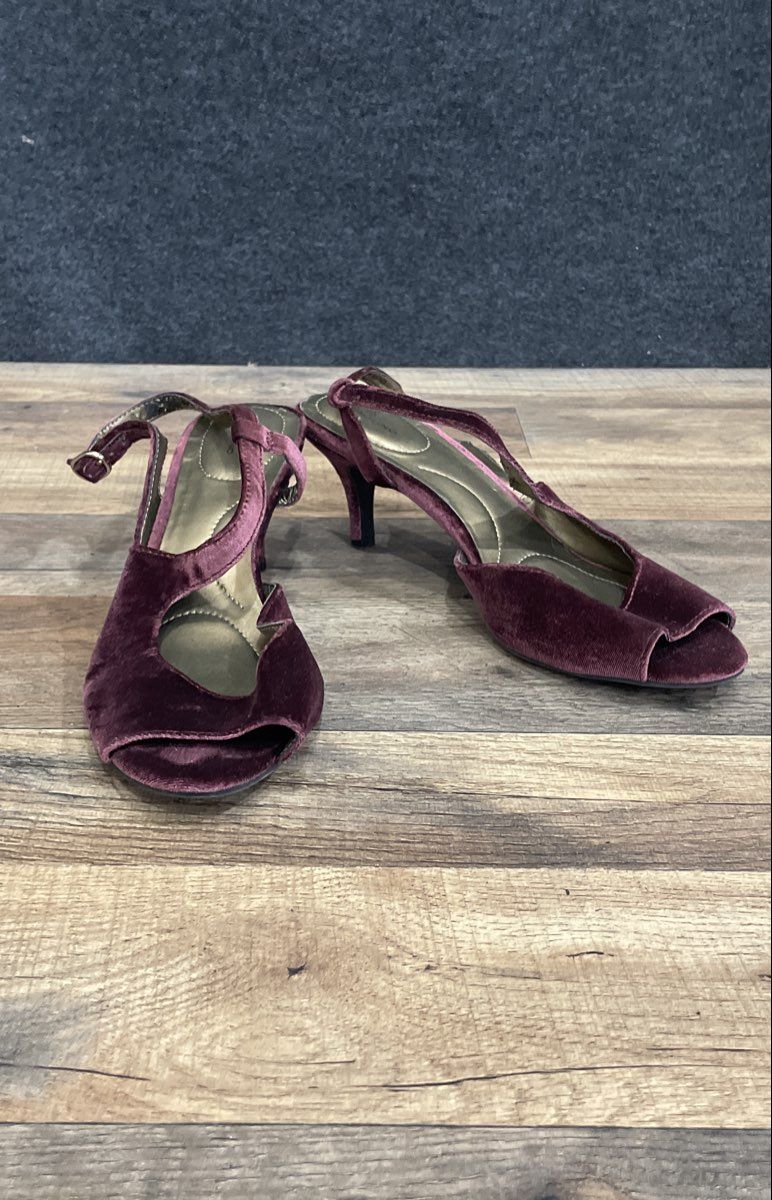 Bandolino BD7NOSSA Magenta Velvet Peep Toe Slingback Kitten Heels Size 9.5M