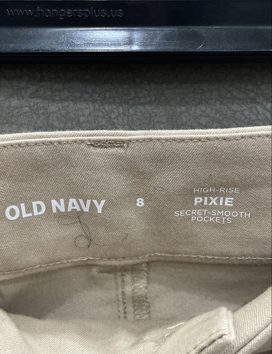 Old Navy Women's Khaki High-Rise Pixie Pants Secret-Smooth Pockets Sz 8