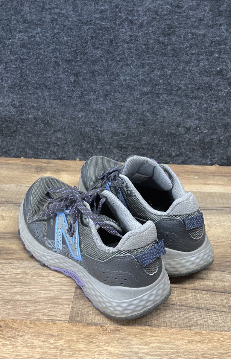 New Balance 410v8 Grey Blue Purple Trail Running Shoes Women's Size 8.5