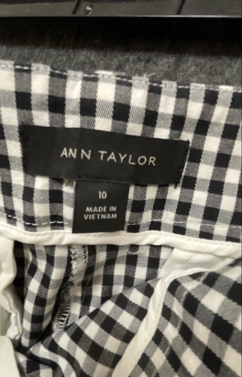 Ann Taylor Women's Black White Gingham Check Shorts Size 10