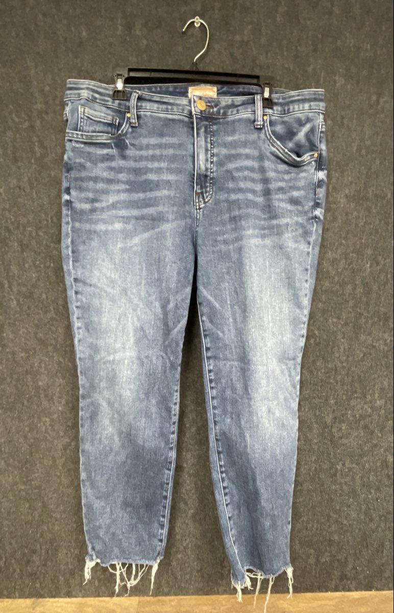 KUT from the Kloth Women's Blue Raw Distressed Hem Light Wash Jeans Sz 16W