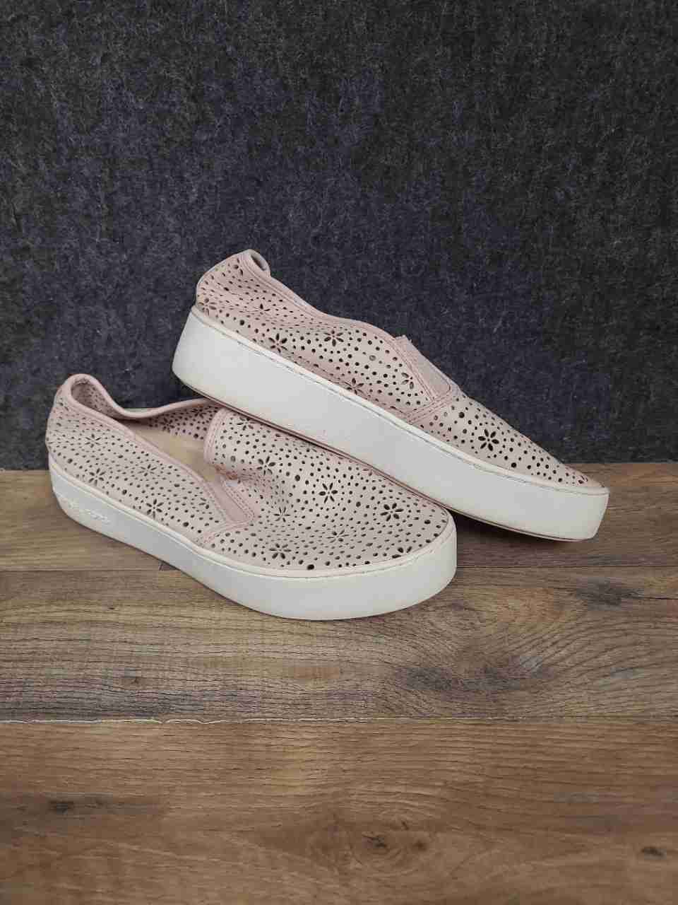 Michael Kors Keaton Soft Pink Perforated Leather Slip On Sneakers Women's Size 8