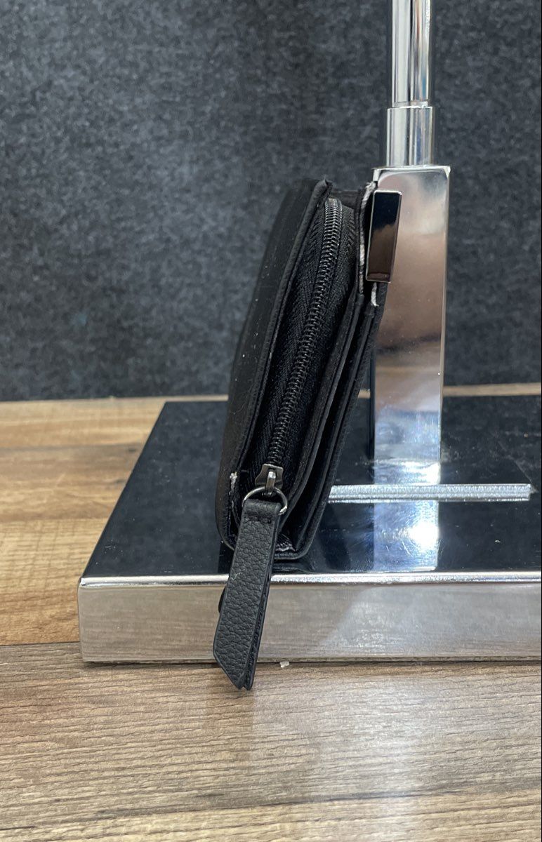 Jessica Simpson Black Leather Pebbled Wallet Silver Hardware Zip Clutch