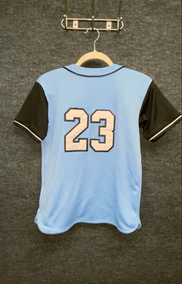 Jordan Boys Youth Baseball Jersey Blue Black Jumpman 23 Button Up Sz M