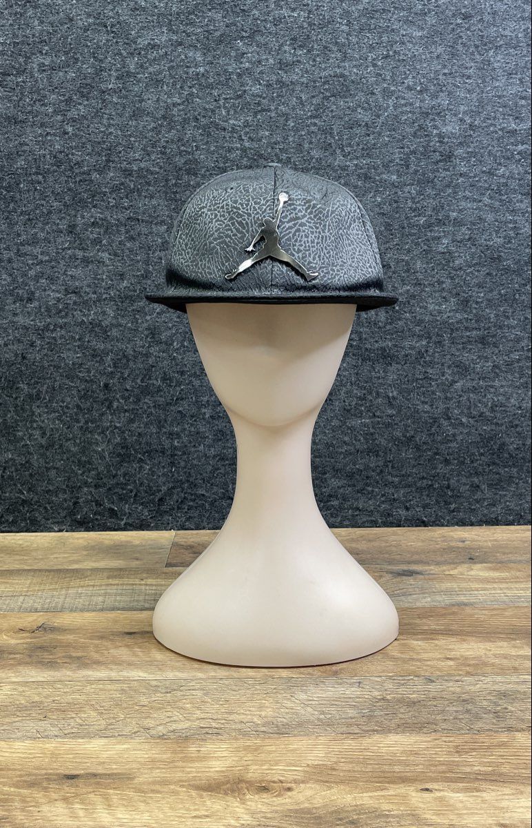 Jordan Youth Snapback Hat Gray Black Elephant Print Metal Jumpman Logo