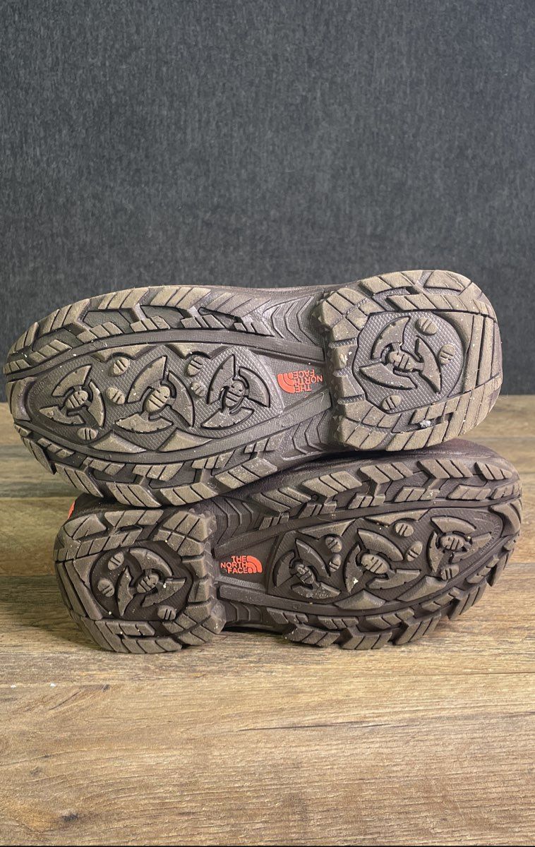 The North Face Alpenglow IV Waterproof Snow Boots Grey Pink Youth Size 3