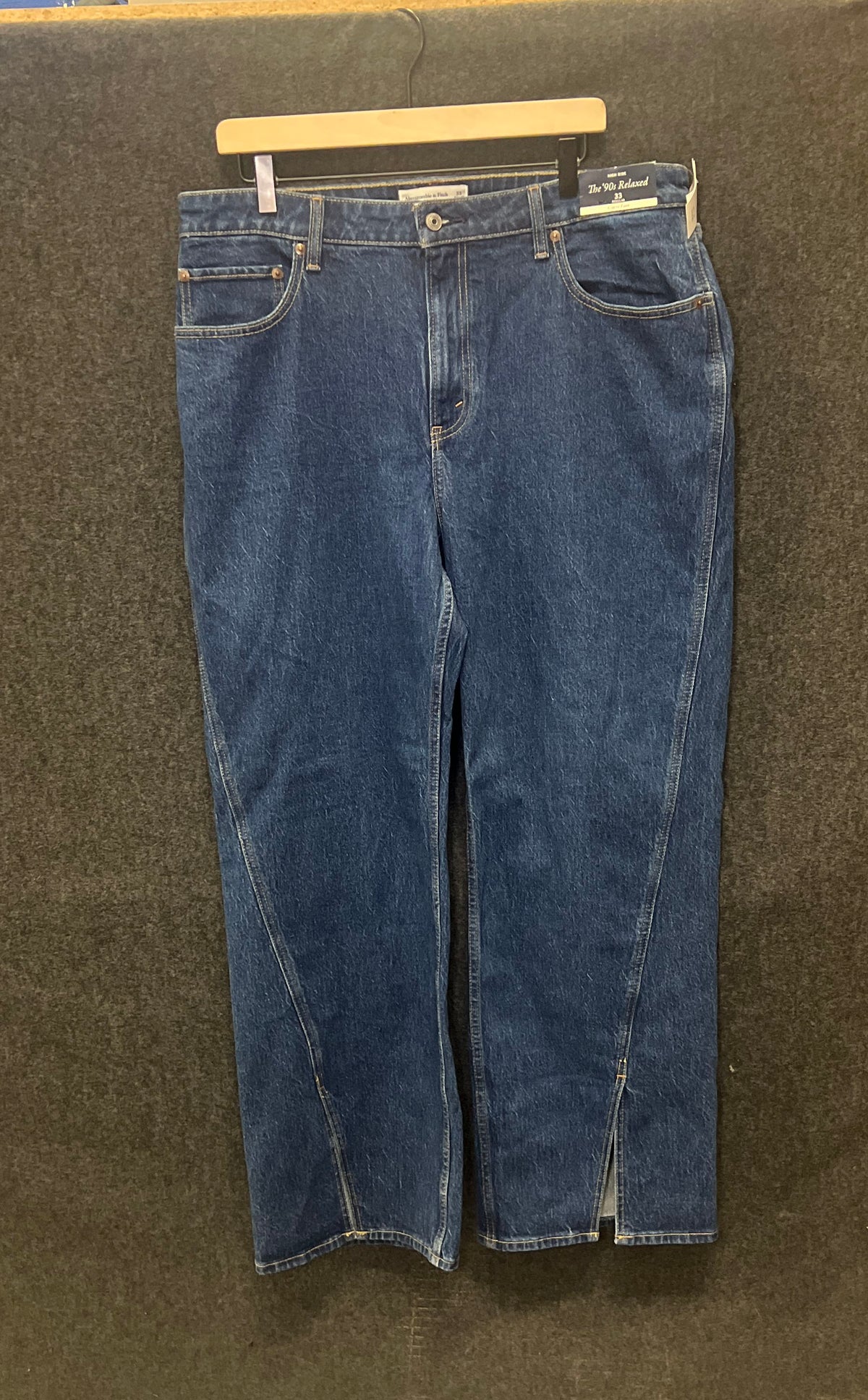 Abercrombie & Fitch Women's '90s Relaxed Blue High Rise Split Hem Sz 33 NWT