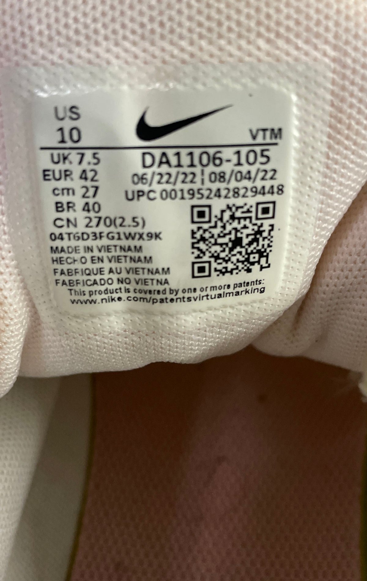 Nike Quest 4 White Pink Pastel Women's Running Shoes Size 10
