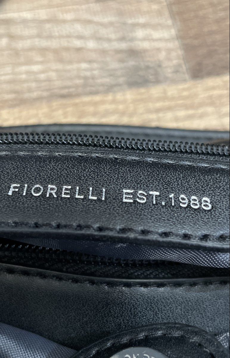Fiorelli Black Pebbled Leather Satchel Tote Bag Crossbody Silver Hardware