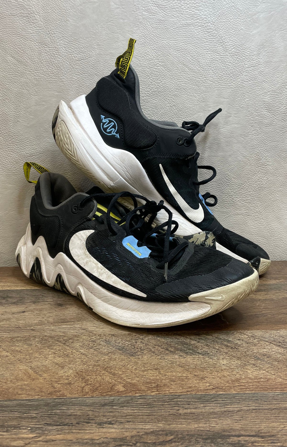 Nike Giannis Immortality 2 Black White University Gold Basketball Shoes Size 13