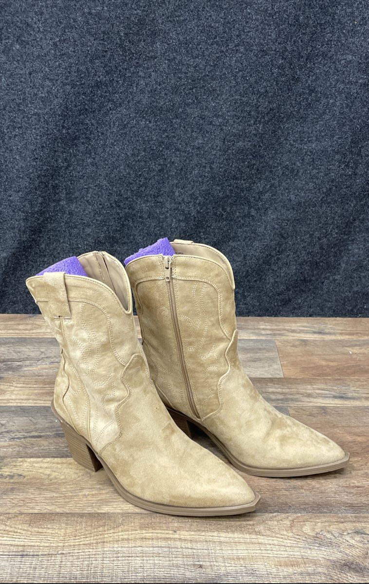 Tan Faux Suede Western Ankle Boots Pointed Toe Cowgirl Booties Women's Size 8.5