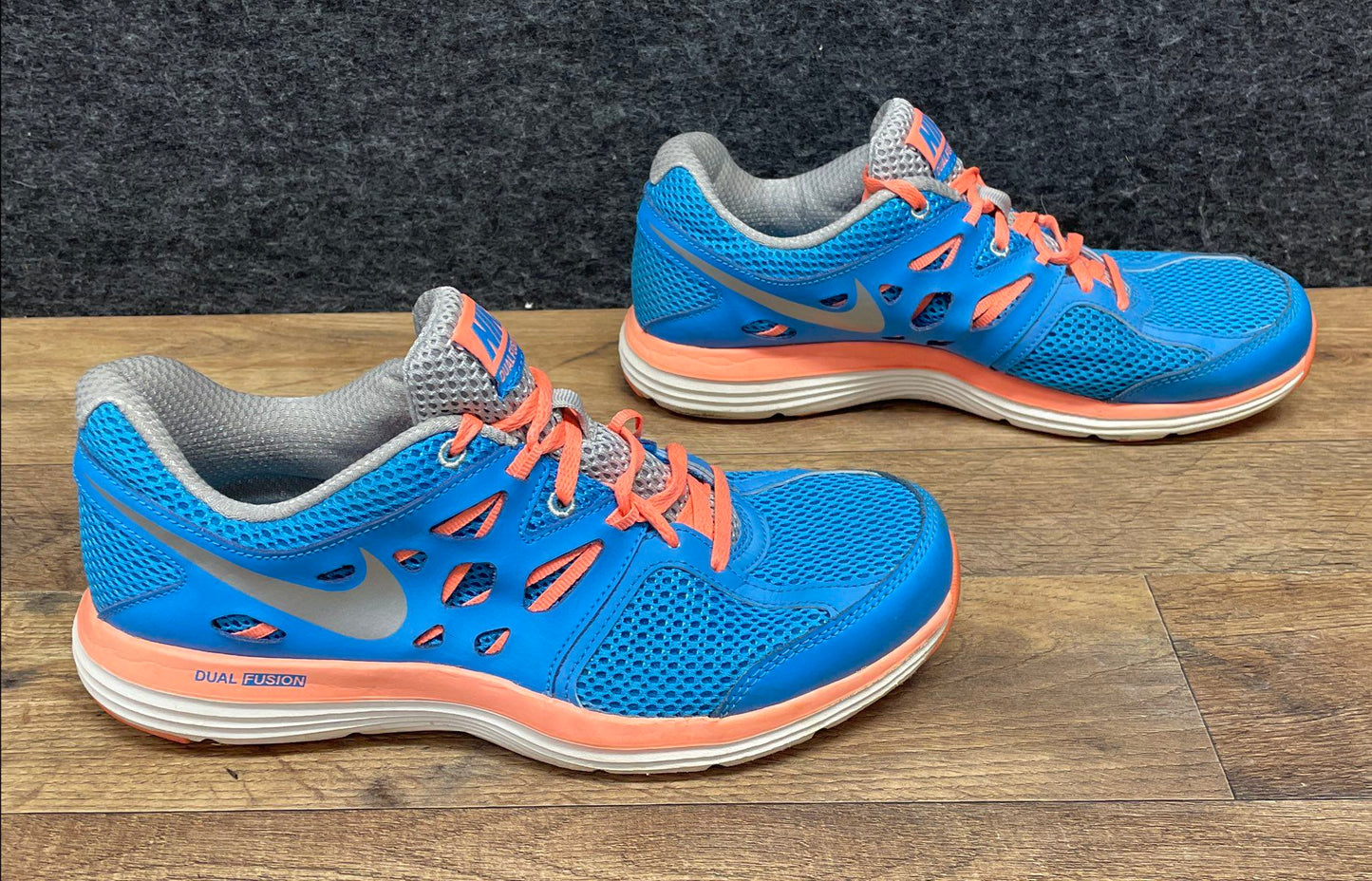 Nike Dual Fusion Lite Blue Hero Metallic Silver Running Shoes Women's Size 9