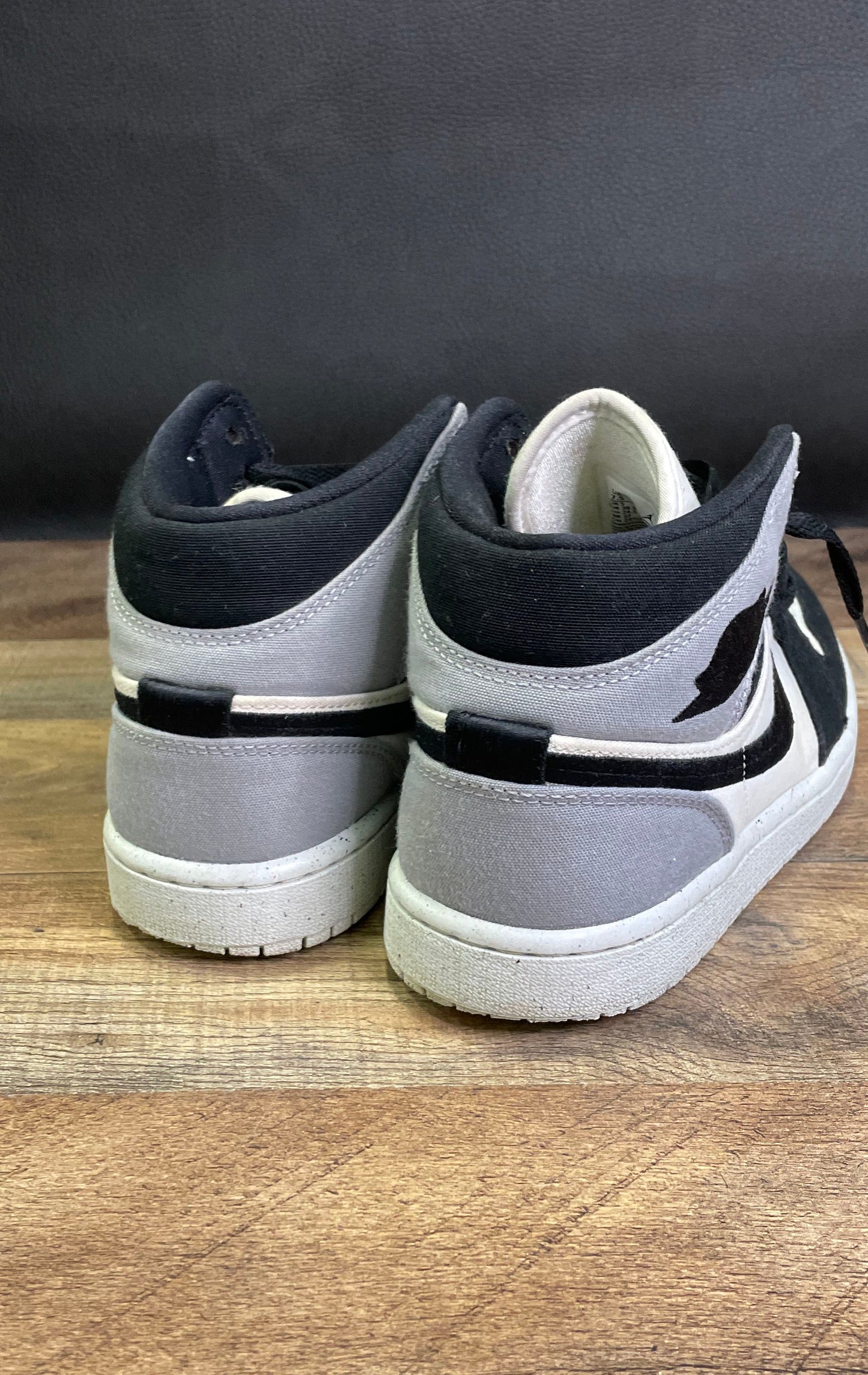 Nike Air Jordan 1 Mid Black White Light Smoke Grey Women's Size 7.5