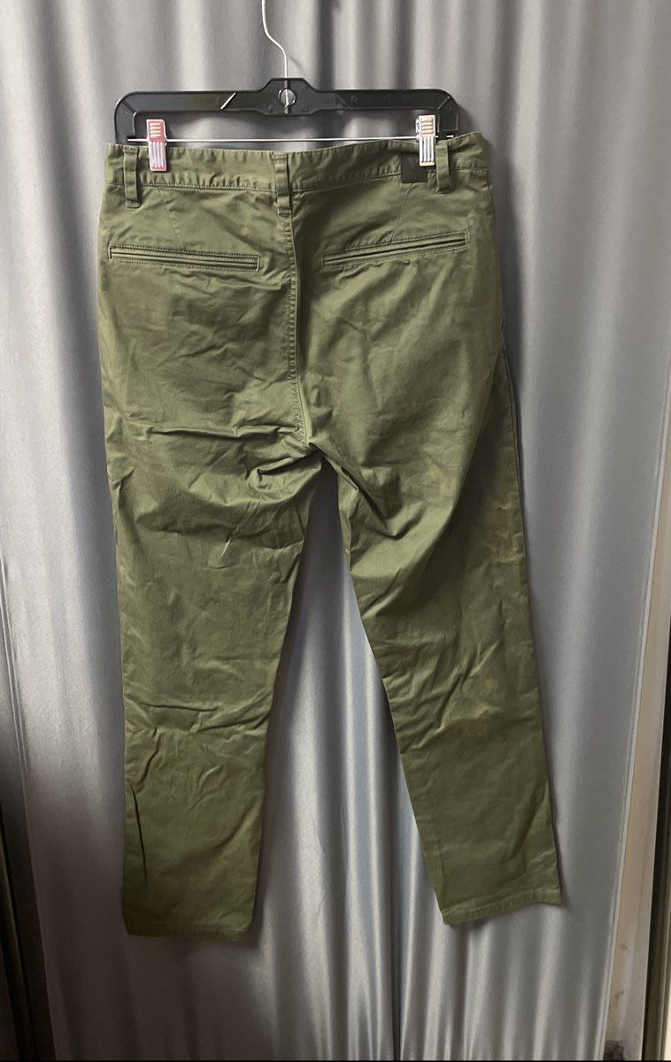 Vuori Men's Olive Green Cotton Stretch Chino Pants Sz 30