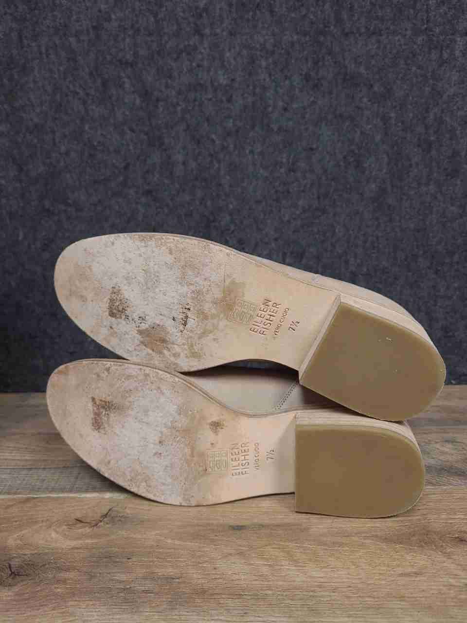 Eileen Fisher Leaf Barley Tumbled Nubuck Ankle Booties Women's Size 7.5