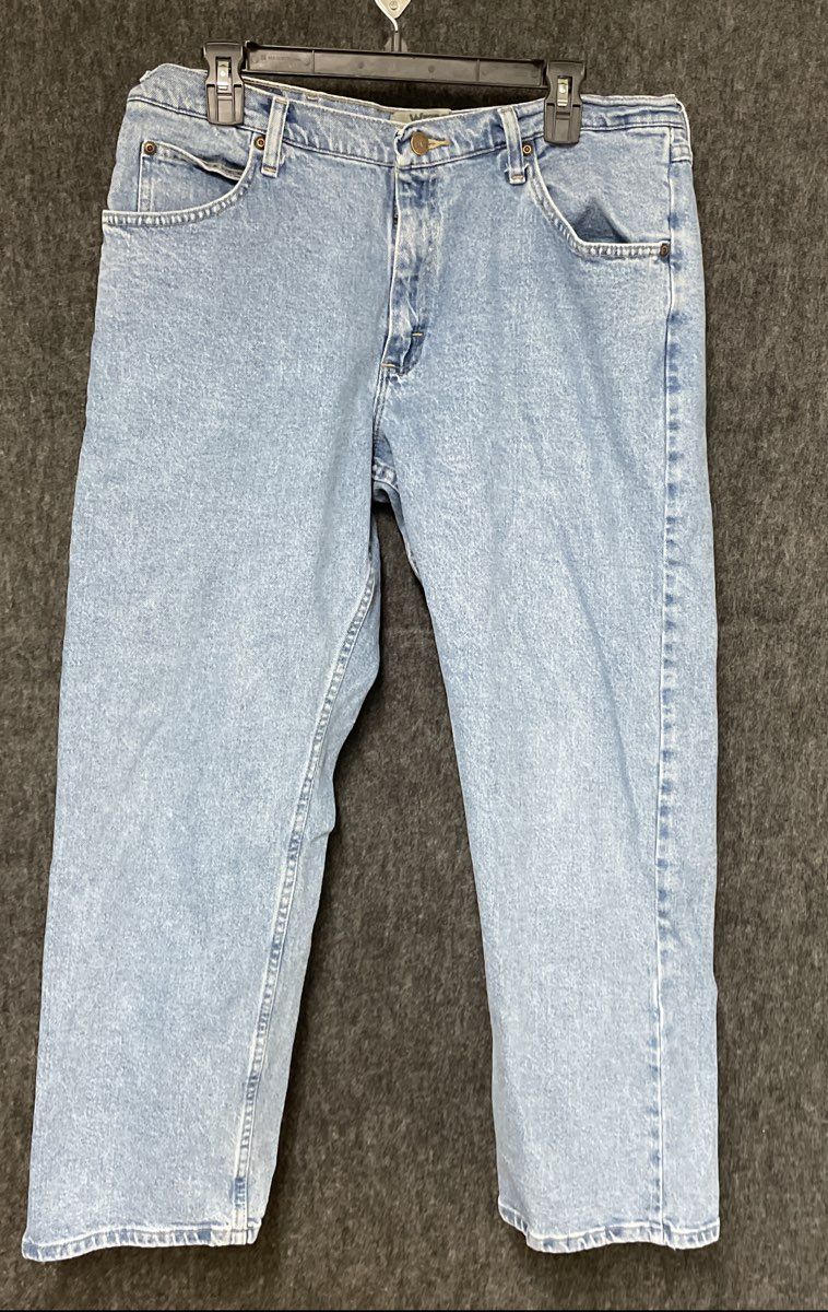 Wrangler Authentics Men's Light Wash Straight Leg Denim Jeans Sz 34x28