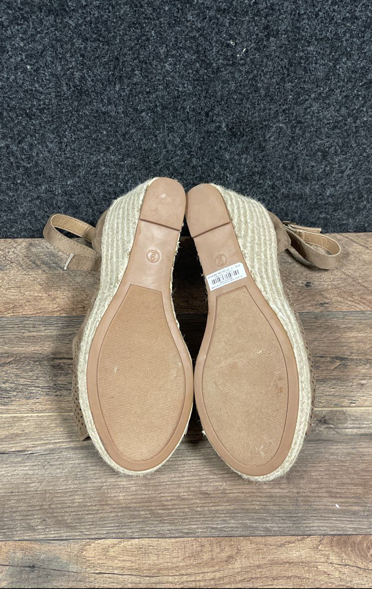 Torrid Taupe Perforated Peep Toe Espadrille Wedge Sandals Women's Size 9W