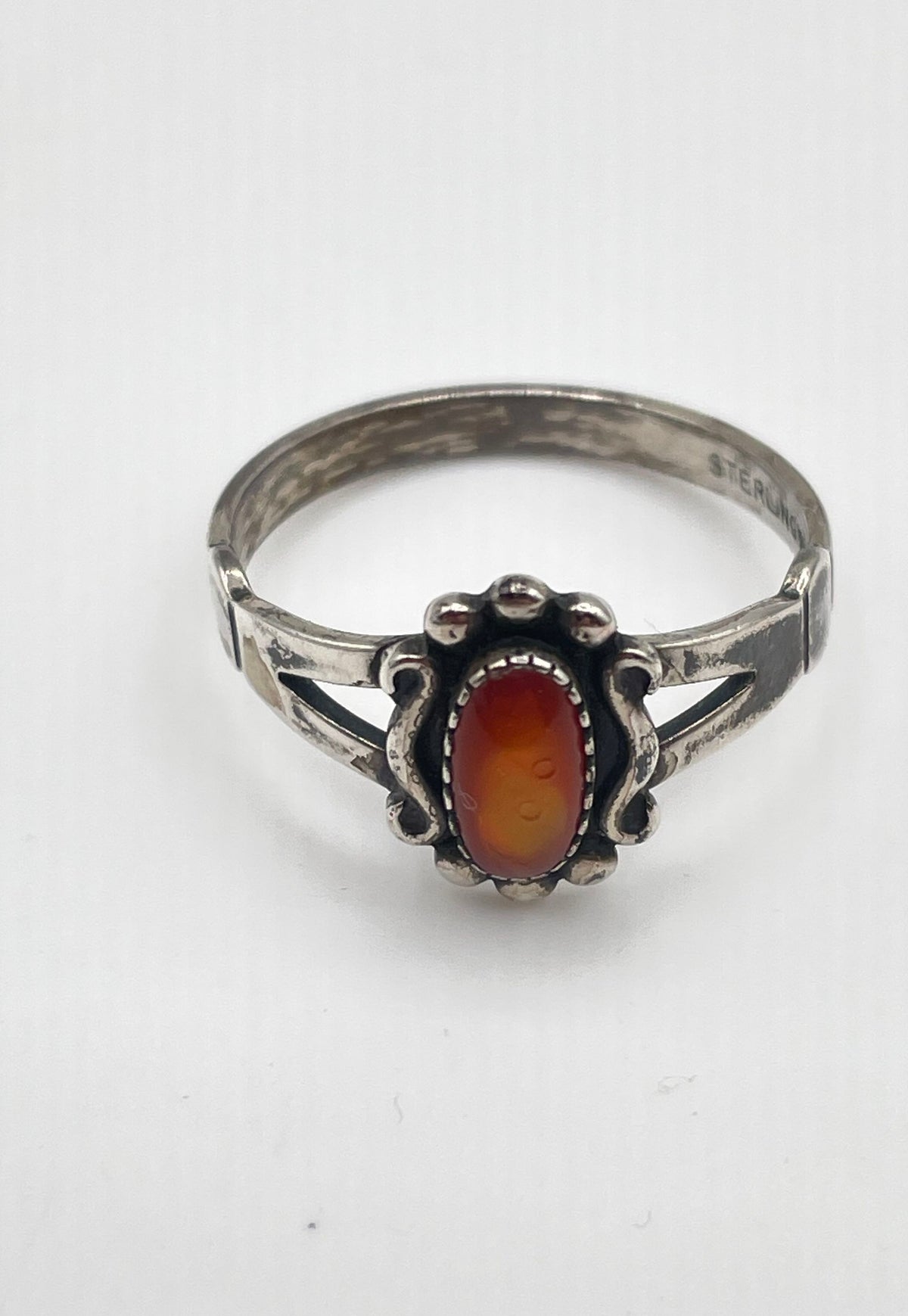 Wheeler Mfg. Co. 925 Sterling Silver Orange Resin Stone Ring 2.3g