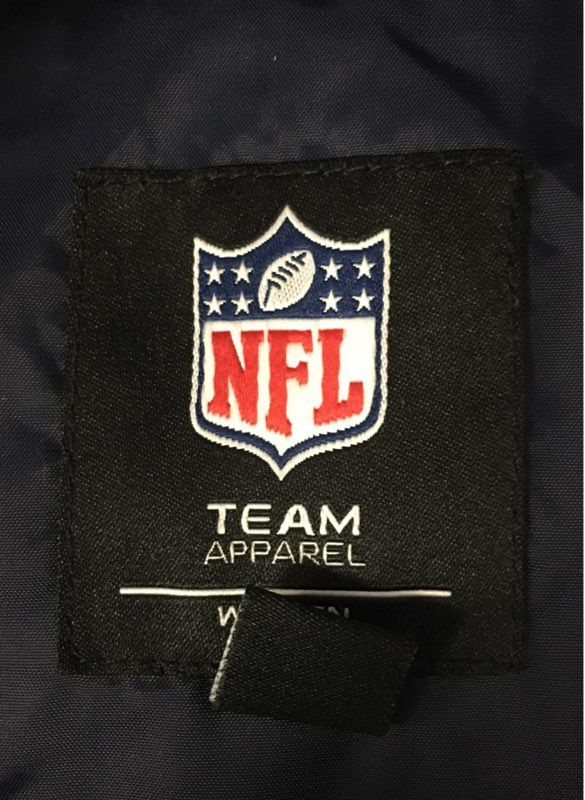 NFL Team Apparel Women's Dallas Cowboys Navy Blue Glossy Puffer Jacket Sz M