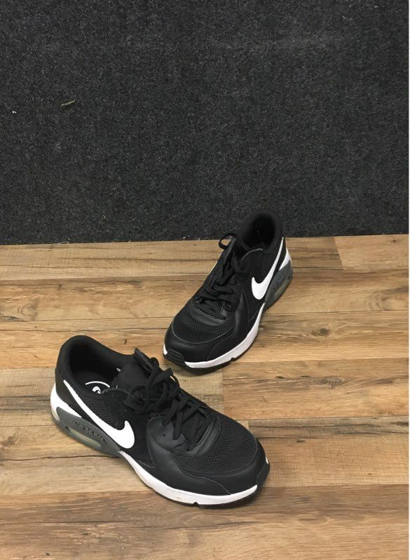 Nike Air Max Excee Black White Dark Grey Athletic Running Sneakers Size 10