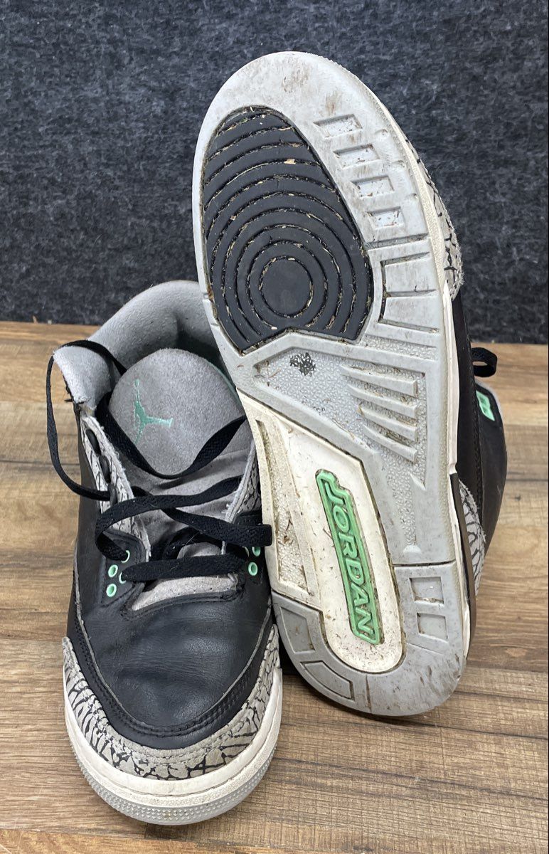 Nike Air Jordan 3 Retro Green Glow Black Grey GS Sneakers Size 6.5Y