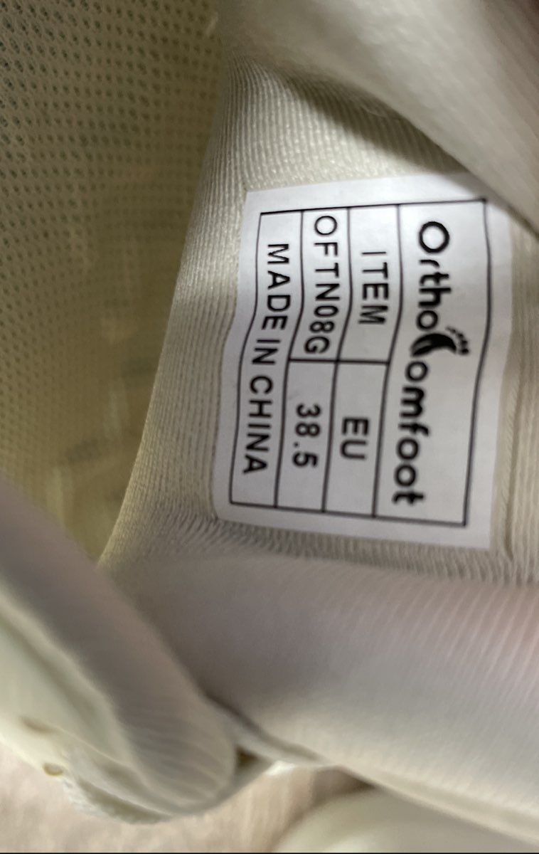 OrthoComfoot Women's Orthopedic Walking Shoes Cream White Sneakers Size 8 38.5