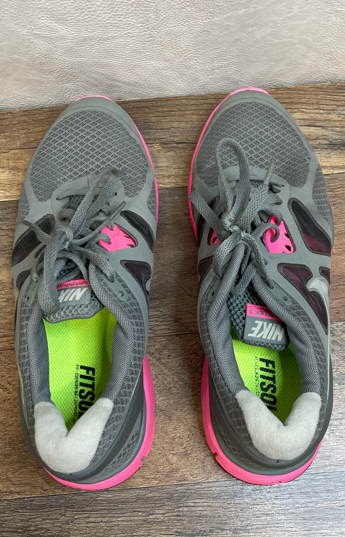 Nike Lunarglide+ 3 Wolf Grey Solar Red Pink Running Shoes Women's Size 9