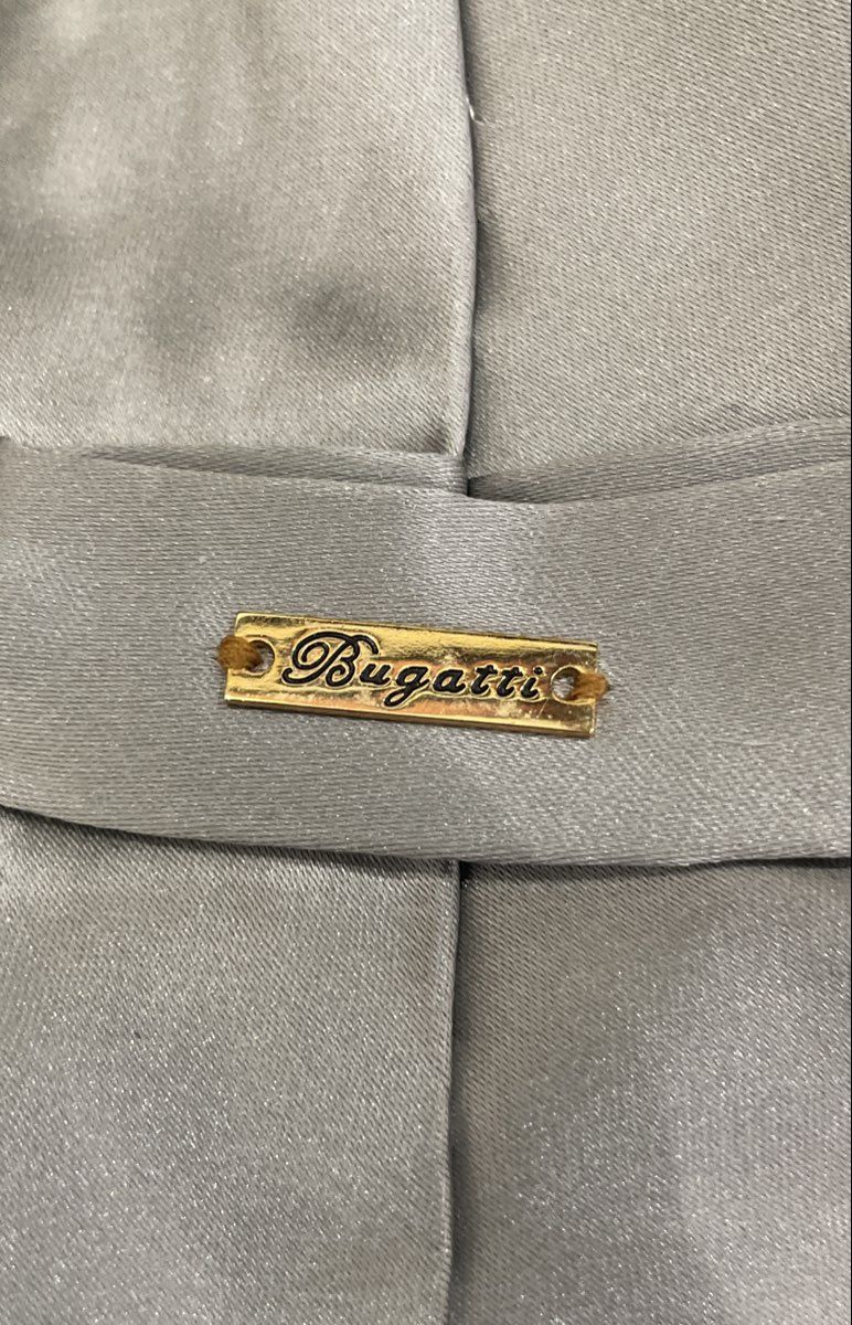Bugatti Men's Grey Solid 100% Silk Tie Satin Finish Necktie Gold Branded Tag